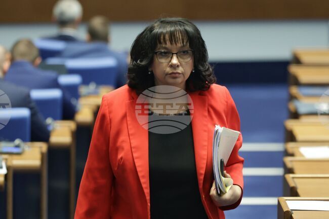 Министърът на финансите ще обясни на депутатите в какъв размер са забавените за 2024 г. бюджетни плащания