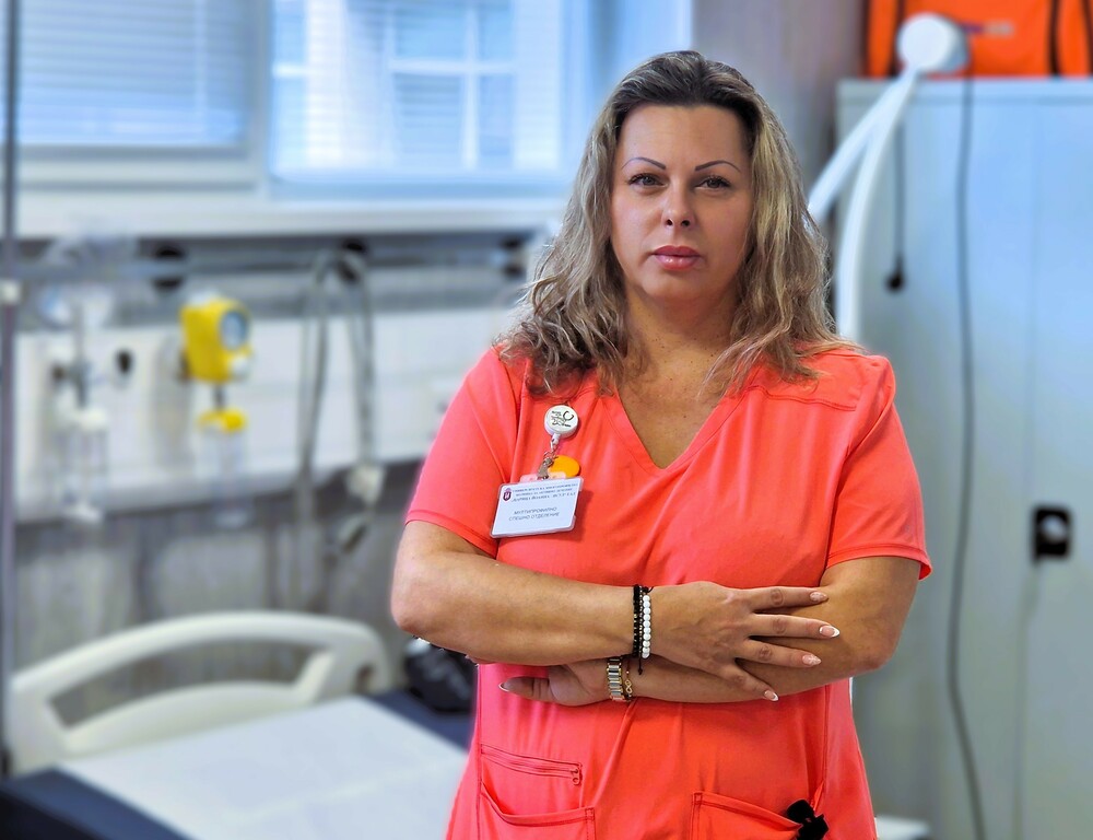 УМБАЛ "Царица Йоанна – ИСУЛ": Медицинска сестра от ИСУЛ“ със специализация по спешна медицина