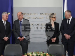 Министерски съвет - споразумения - подписване