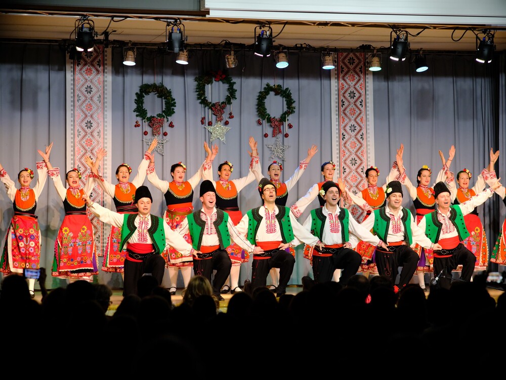 Концерт под надслов "Край огнището с приятели" организират от Ансамбъл „Лазарка“ в Мюнхен на 22 ноември