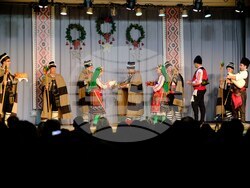 Фолклорен ансамбъл „Лазарка“ в Мюнхен представи празничен концерт под надслов „Коледно веселие“