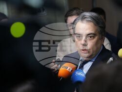 „Продължаваме промяната - Демократична България“ - брифинг - Асен Василев