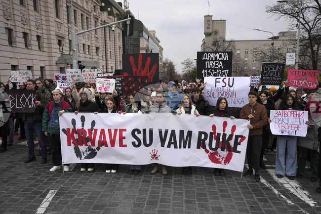 Протестите в Сърбия заради трагедията в Нови Сад продължават 