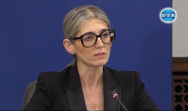 Споразумението с Агенцията за търговия и развитие на САЩ ще ни позволи да изградим модерна и по-безопасна жп инфраструктура, заяви министър Красимира Стоянова