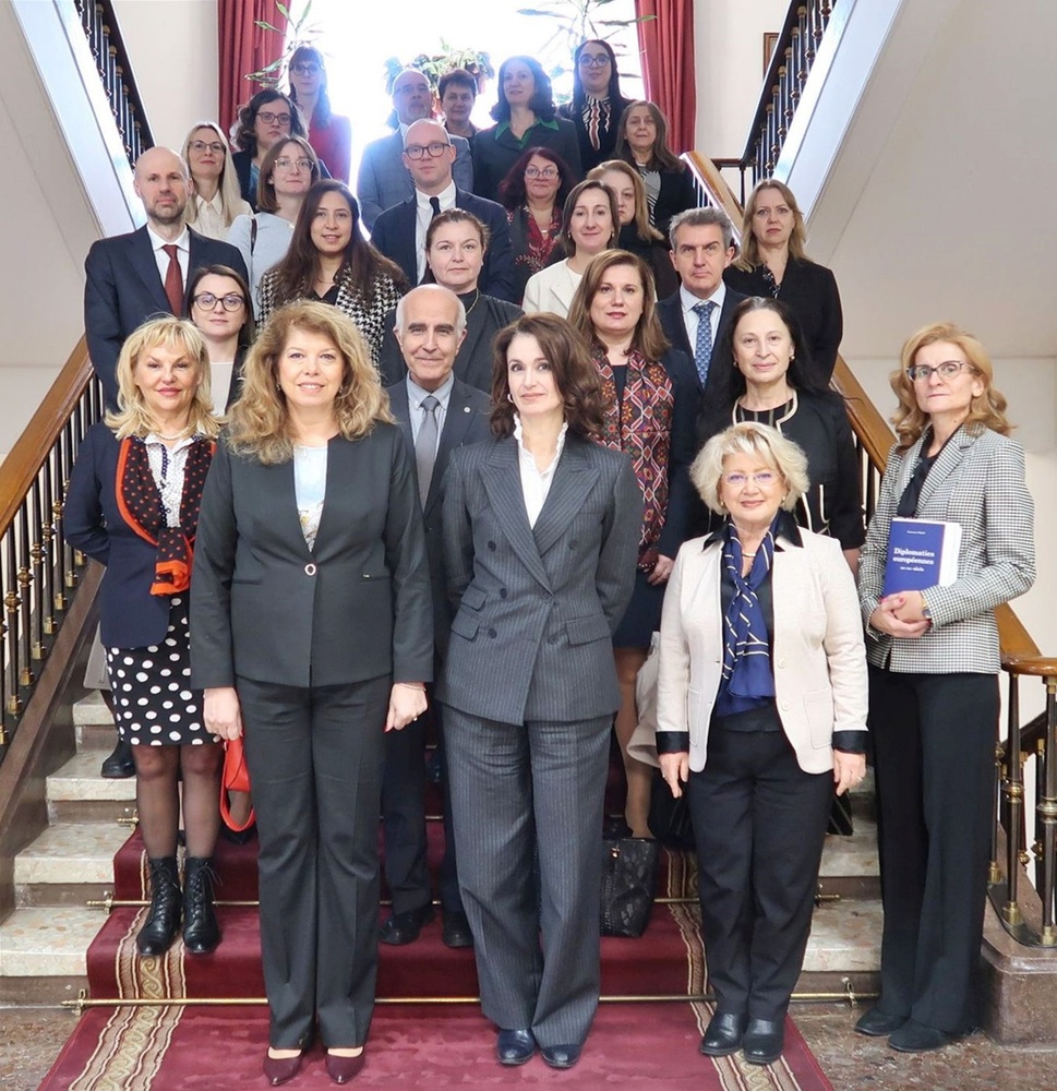 Conference on Role of Women in Diplomacy Held under Patronage of Vice President Iotova
