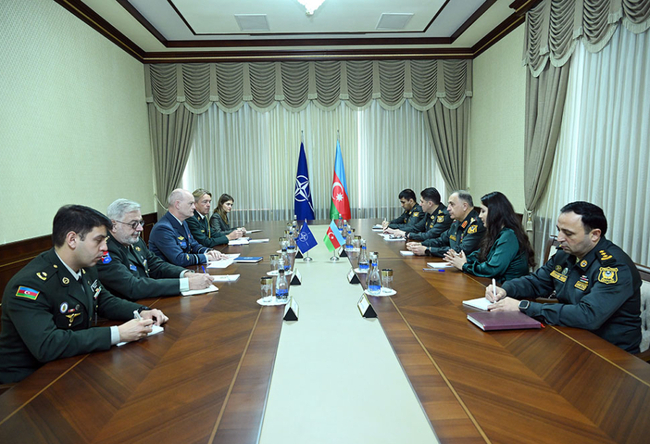 АЗЕРТАДЖ: Представители на Азербайджан и НАТО обсъдиха военното сътрудничество