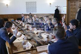 Парламент - Временна комисия - заседание