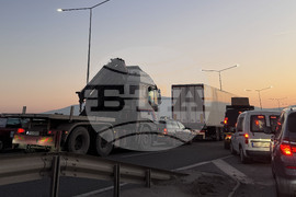 Околовръстно шосе - автомобили - трафик - задръстване