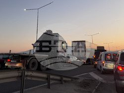 Околовръстно шосе - автомобили - трафик - задръстване