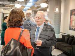 Румъния - Букурещ - празненство - Шенген