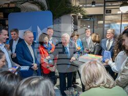 Румъния - Букурещ - празненство - Шенген