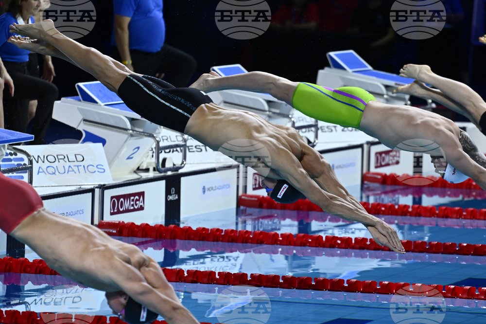 Swimmer Deniel Nankov Breaks Bulgaria's National Record in Short Course 50 m Freestyle but Drops out of World Championship Semifinals