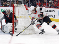 Senators Hurricanes Hockey