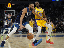 Lakers Timberwolves Basketball