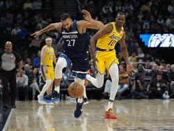 Lakers Timberwolves Basketball