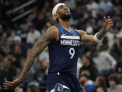 Lakers Timberwolves Basketball