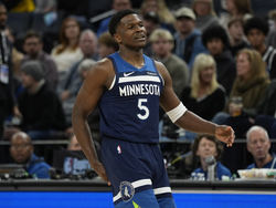 Lakers Timberwolves Basketball