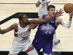 Suns Jazz Basketball