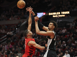 Spurs Trail Blazers Basketball