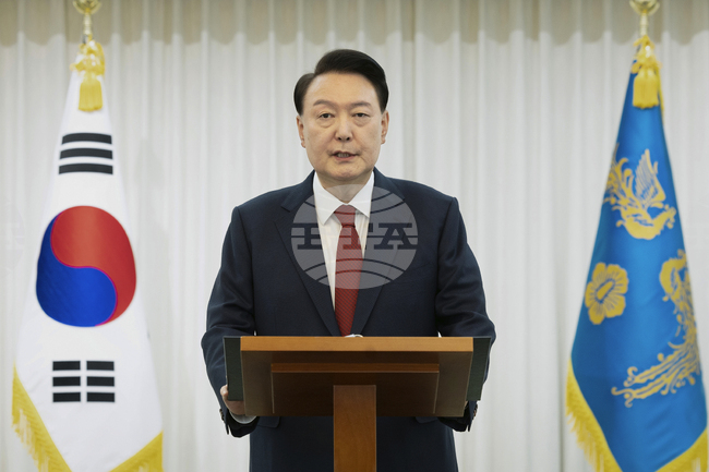 Сваленият южнокорейски президент не се яви днес на разпит по разследването на обявеното от него военно положение