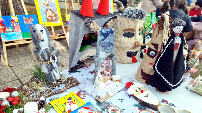 В Кюстендил започва общинският конкурс за детско творчество "Коледа е, стават чудеса"