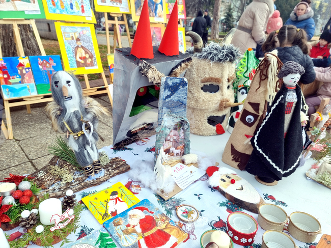 В Кюстендил започва общинският конкурс за детско творчество "Коледа е, стават чудеса"