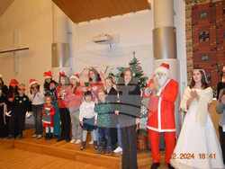 Българска коледна приказка с рецитали, песни, танци и авторска пиеса се състоя в шведския град Малмьо