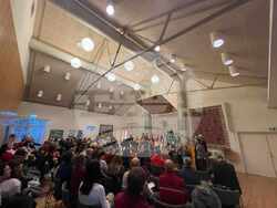 Българска коледна приказка с рецитали, песни, танци и авторска пиеса се състоя в шведския град Малмьо