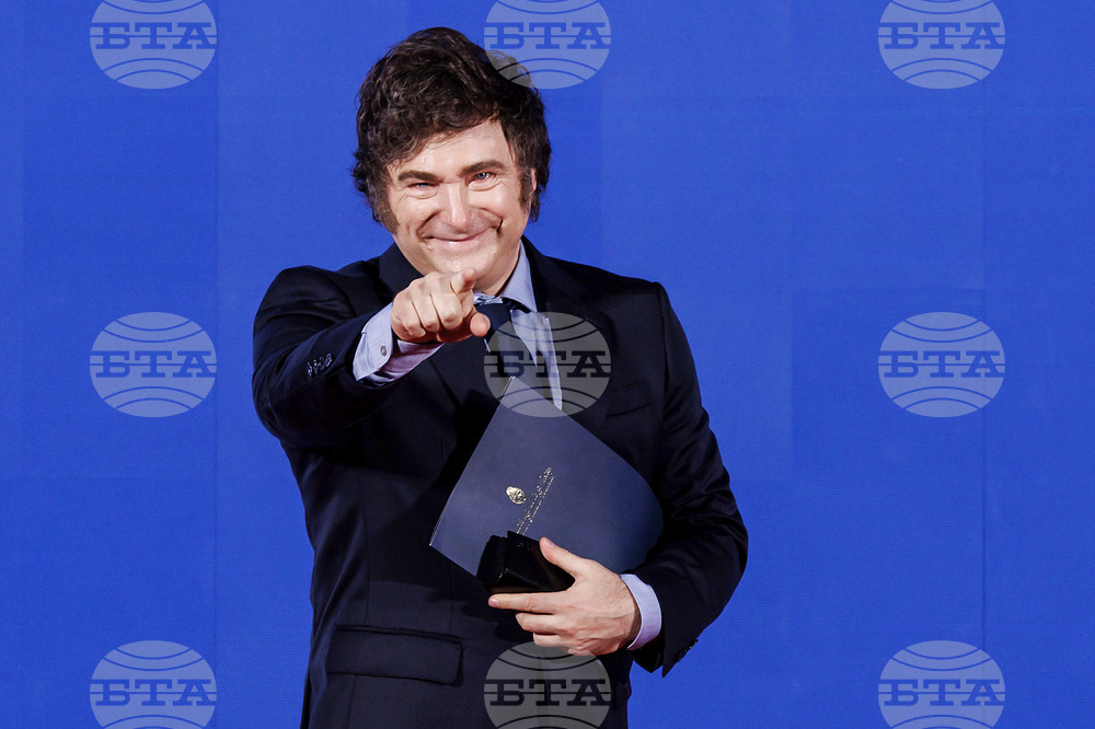 Хавиер Милей заминава за САЩ за церемонията по встъпването в длъжност на Тръмп