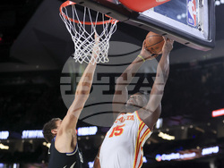 Hawks Bucks Basketball