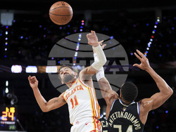 Hawks Bucks Basketball