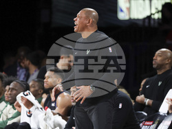 Hawks Bucks Basketball