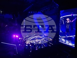 15 000 души пяха с Лили Иванова в „Арена 8888 София“ на 14 декември 2024 г., снимка – БТА/Даниел Димитров