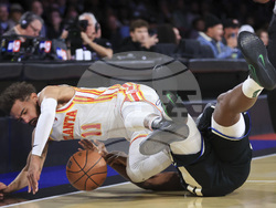 APTOPIX Hawks Bucks Basketball