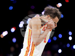 Hawks Bucks Basketball