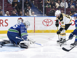 Bruins Canucks Hockey