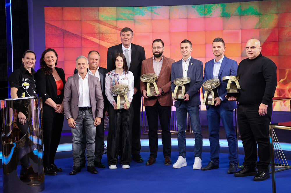 Министър Глушков присъства на церемонията по връчването на наградите "Златен пояс" 