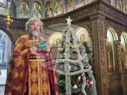 Търговище - църква „Св. Йоан Рилски” - неделна служба - отец Славчо Проданов