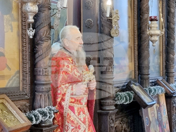 Хасково - църква „Св. св. Архангели Михаил и Гавраил” - неделна служба