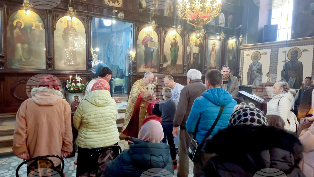 Добрич - неделна служба