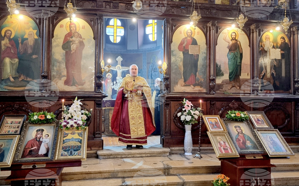 Добрич - неделна служба