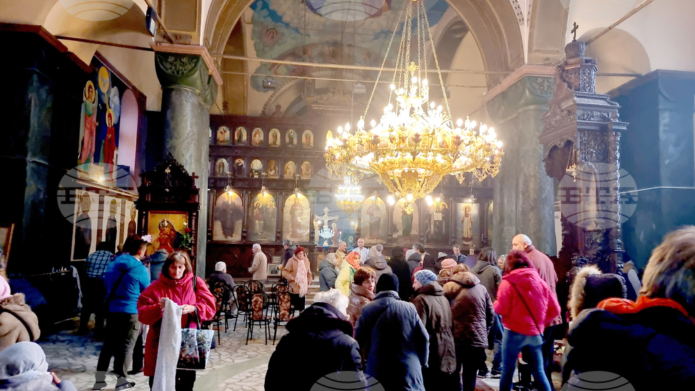 Добрич - неделна служба