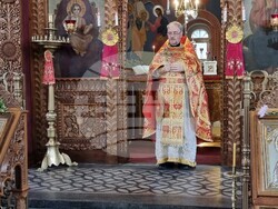 Шумен - църква „Свети Три Светители” - неделна служба - отец Красимир