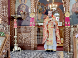 Шумен - църква „Свети Три Светители” - неделна служба