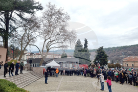 Белово - парк - продажба - протест