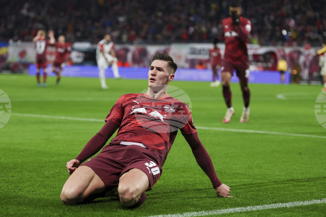 Манчестър Юнайтед и РБ Лайпциг договориха трансфера на Бенямин Шешко