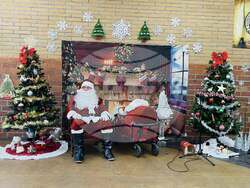 Коледно тържество под надслов „Чудо подари ми” се състоя в училище „Св. св Кирил и Методий” в Лос Анджелис