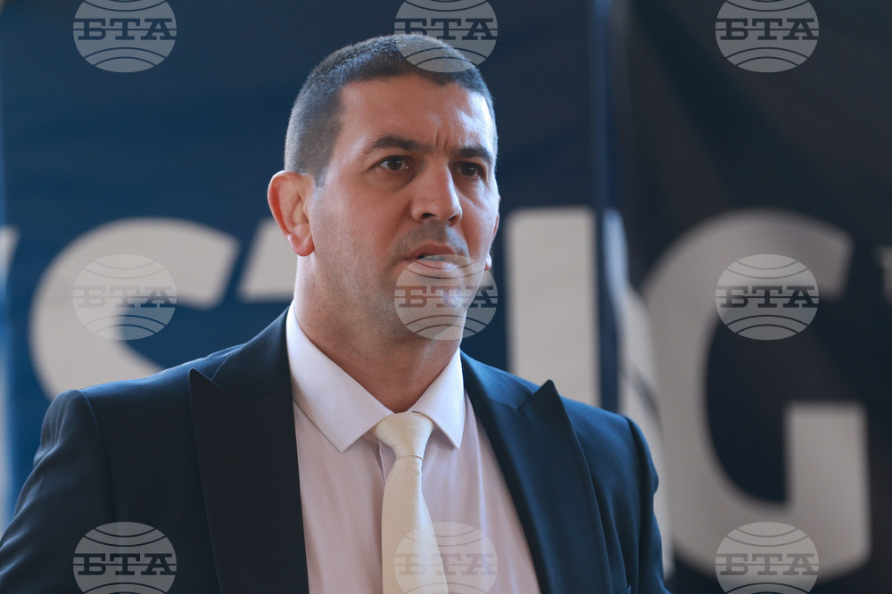 Бившият президент на БФ Борба Христо Маринов нарече обвиненията на Станка Златева "поредната порция лъжи" и разкри, че ще предприеме съдебни действия