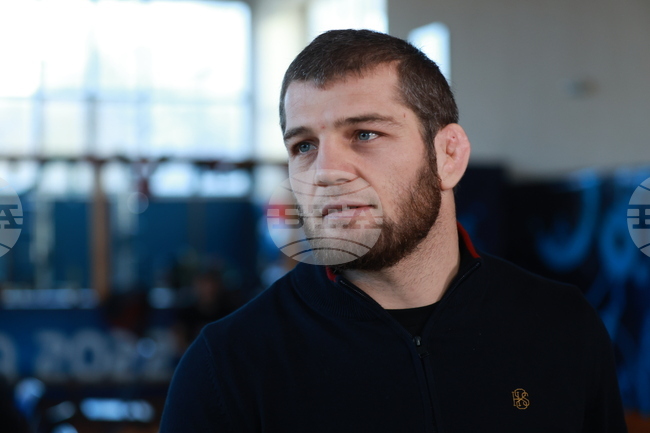 Магомед Рамазанов и Ален Хубулов ще пропуснат рейтинговия турнир по борба в Албания