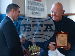 Българска федерация по борба - награди - Александър Томов